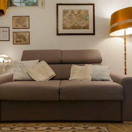 Il Vicoletto Apartment *